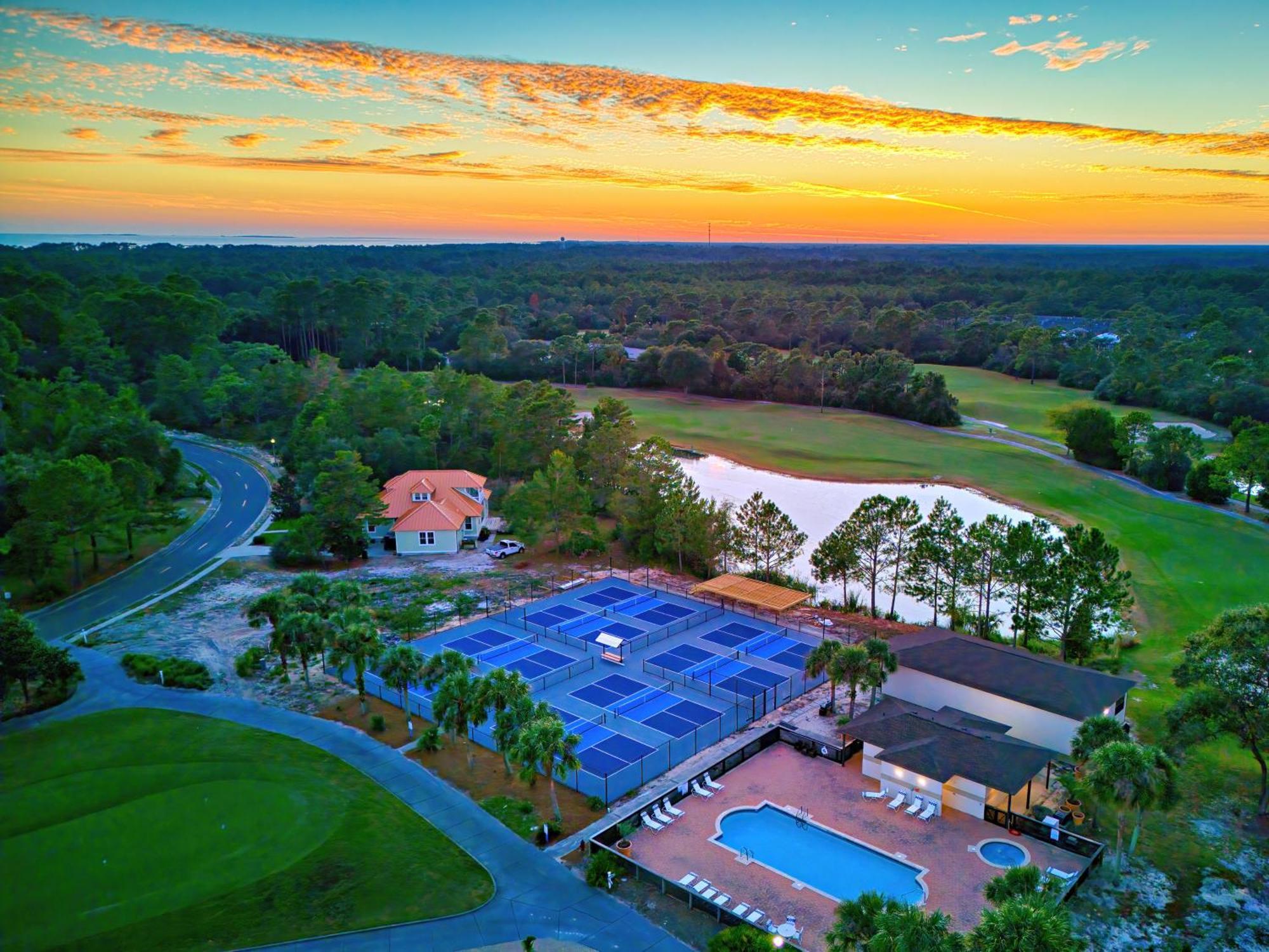 St James Bay Golf & Pickleball Resort Big Blackjack Landing Bagian luar foto